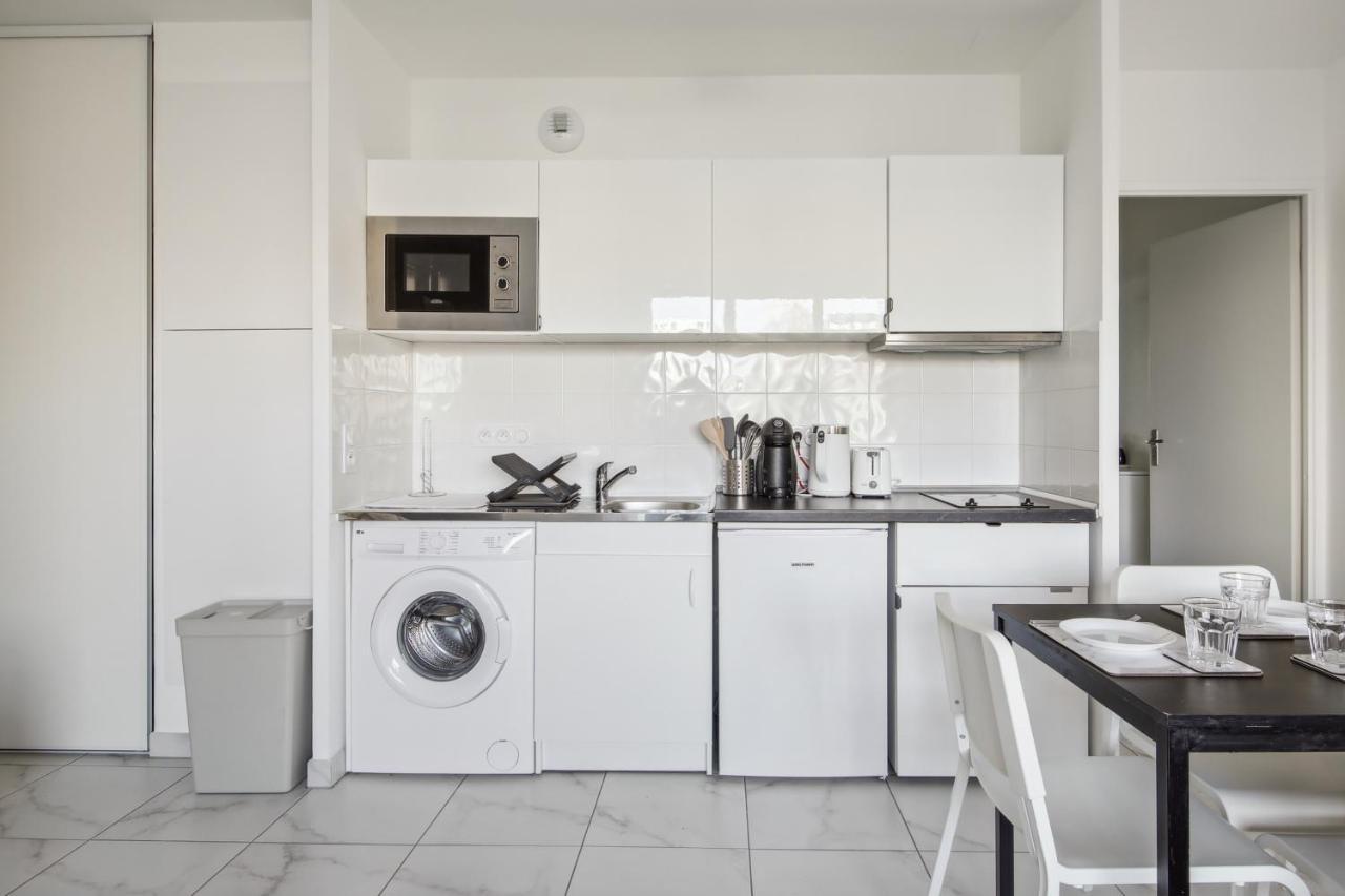 Apartamento Chic Apart With Balcony Near Paris Ivry-sur-Seine Exterior foto